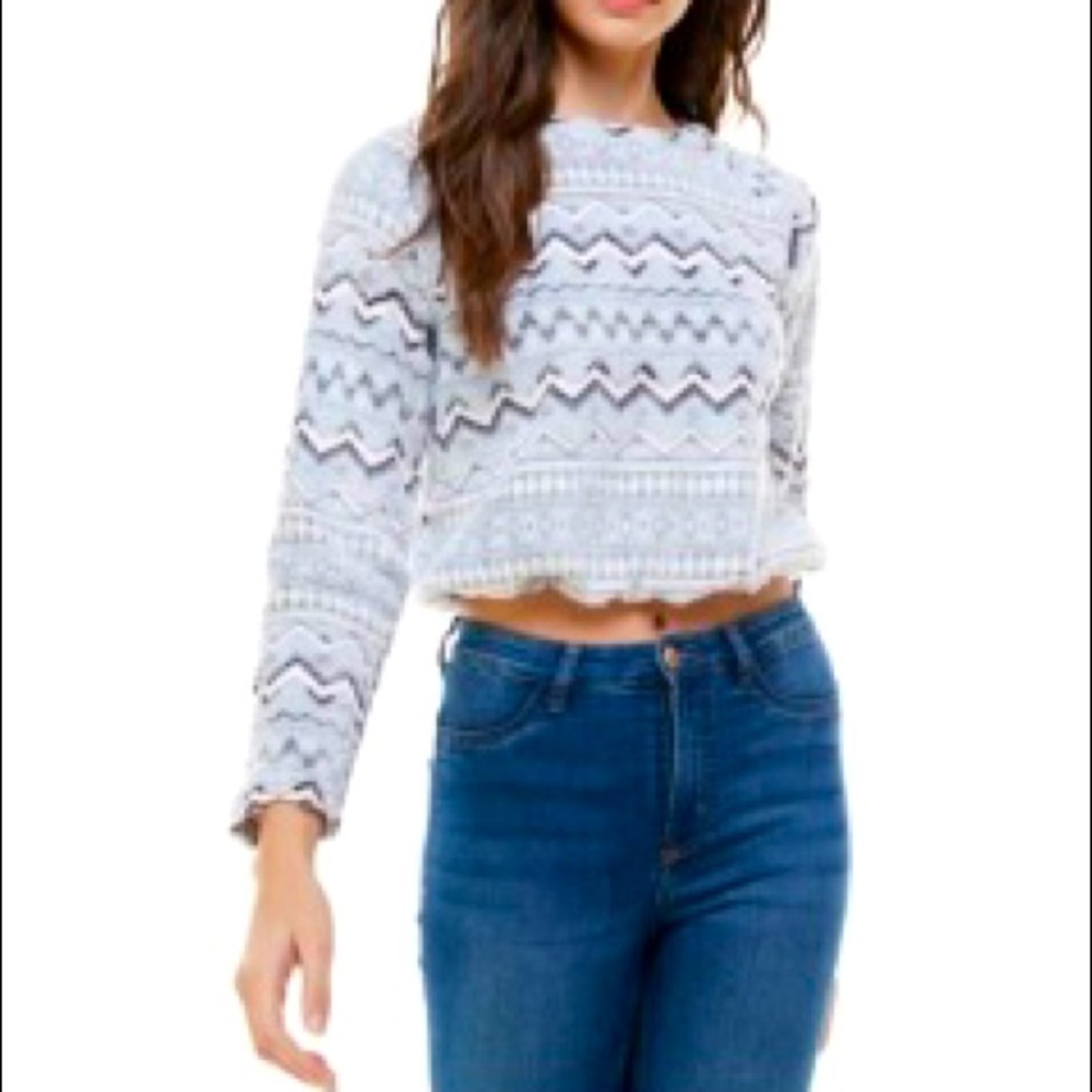 NWT Derek Heart Zig-Zag fuzzy Pullover Top